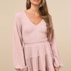 Soft Blush V-Neck Tiered Knit Dress